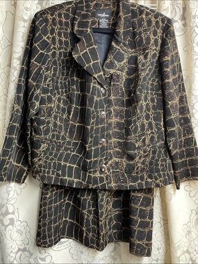 Positive Attitude Jacket & Matching Elastic Skirt Black & Gold Croc Print sz. 22